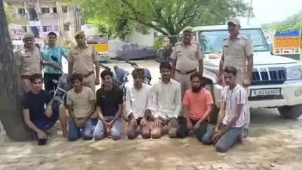 कामां: जुरहरा पुलिस ने साइबर ठगी के मामले में 7 आरोपियों को किया गिरफ्तार