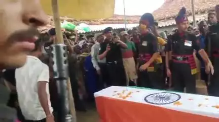 गुमला: ड्यूटी के दौरान अहमदाबाद में नवाड़ीह निवासी आर्मी जवान की हुई मौत