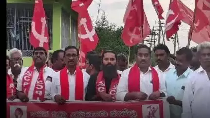 ప్రజా సమస్యలపై పోరాటాల కైనా సిద్ధం సిపిఐ రాష్ట్ర కార్యవర్గ సభ్యుడు రామాంజనేయులు, జిల్లా కార్యదర్శి రంగనాయుడు
