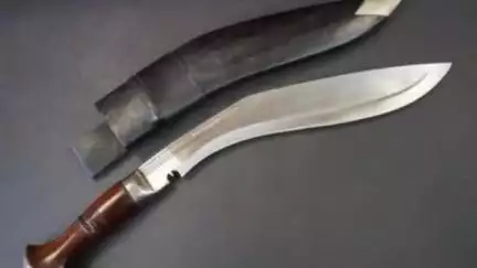 कामठी: वारीसपुरा येथून दखलपात्र गुन्हा करण्याच्या उद्देशाने लोखंडी कुकरी घेऊन फिरणाऱ्या आरोपीला जुनी कामठी पोलिसांनी केली अटक