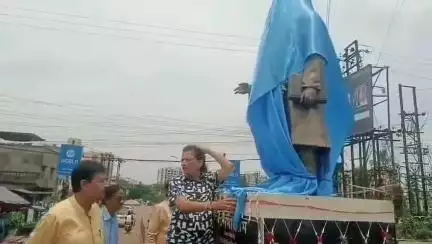 সালানপুর: আসানসোল শহরে HLG মোড়ের কাছে বসানো হলো সাহিত্য সম্রাট " বঙ্কিমচন্দ্র চট্টোপাধ্যায়ের আবক্ষ মূর্তি