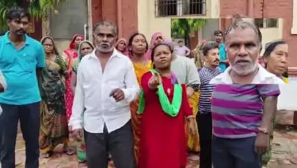 વડોદરા ઉત્તર: મહિલા ની હત્યા કે પછી આત્મહત્યા,પરિજનો એ SSG હોસ્પિટલ ખાતે થી આક્ષેપો કર્યા