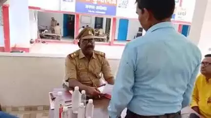 मिल्कीपुर: सर्किल के थानों पर हुए समाधान दिवस में आए 52 शिकायती पत्र, उप जिलाधिकारी ने थाना खंडासा में सुनी जन समस्या