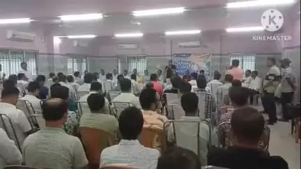 রায়গঞ্জ: কলকাতায় কবে থেকে ২১ জুলাইয়ের সভার থাকার ব্যবস্থা শুরু, রায়গঞ্জের মোহরকুঞ্জে জানালেন TMC র জেলা সভাপতি কানাইয়ালাল আগরওয়াল