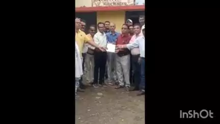 मनावर: मनावर में शिक्षक संयुक्त मोर्चा ने ई-अटेंडेंस के विरोध में निकाली रैली, BRC ऑफिस में सीएम के नाम दिया ज्ञापन