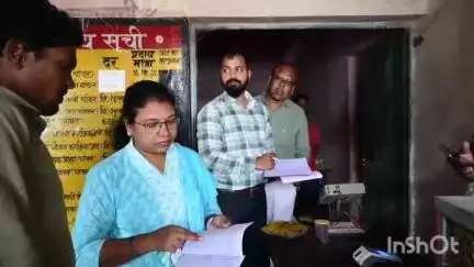 मरवाही: जीपीएम में कलेक्टर ने उचित मूल्य की दुकान और उप स्वास्थ्य केंद्रों का किया निरीक्षण