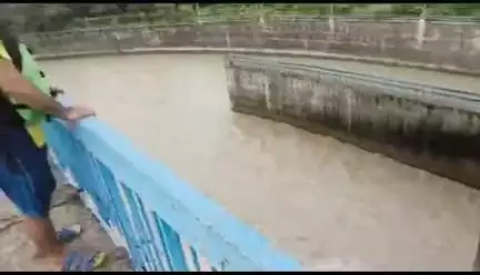 ऋषिकेश: 72 सीढ़ी के पास बुजुर्ग ने गंगा नदी में लगाई छलांग, सुराग नहीं मिला, एसडीआरएफ जल पुलिस ने चलाया सर्च अभियान