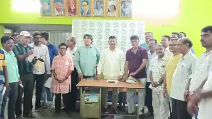 নানুর: বিধানসভা নির্বাচন কে লক্ষ্য করে কীর্ণাহার ১নং অঞ্চলে নয়া কোর কমিটি গঠন; উপস্থিত- বিধায়ক, সভাধিপতি সহ অন্যান্যরা