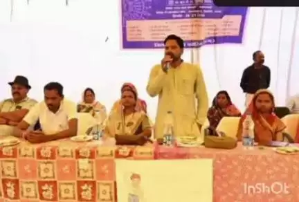 बैकुंठपुर: कोरिया जिला पंचायत सदस्य ने टीवी मुक्त भारत अभियान में निश्चय मित्र बनकर 5 टीवी मरीजों को लिया गोद