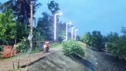 কুলতলি: কুলতলীর একাধিক বেহাল রাস্তার খবর পাবলিক অ্যাপ এ সম্প্রচারিত হওয়ার পর অবশেষে নড়েচড়ে বসল ব্লক প্রশাসন