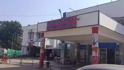 बांधवगढ़: ग्राम बरबसपुर में कलयुगी बेटे ने की मां-बाप से मारपीट, अस्पताल में भर्ती