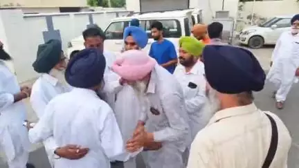 ਬਾਘਾ ਪੁਰਾਣਾ: ਜਥੇ ਤੀਰਥ ਸਿੰਘ ਮਾਹਲਾ  ਕੋਰ ਕਮੇਟੀ ਬਣਾਉਣ ਤੋਂ ਬਾਅਦ ਪਿੰਡ ਪਹੁੰਚਣ ਤੇ ਵਰਕਰਾਂ ਨੇ ਕੀਤਾ ਸਵਾਗਤ ਕੀਤਾ ਹਾਈ ਕਮਾਂਡ ਅਤੇ ਪਾਰਟੀ ਧੰਨਵਾਦ