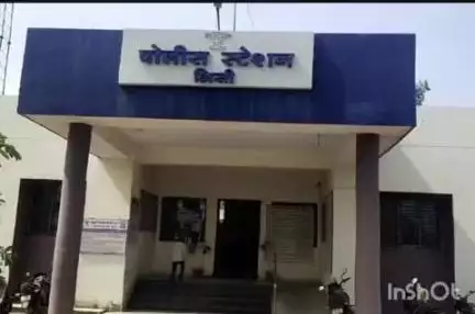 चिमूर: महाराष्ट्र राज्य पत्रकार संघ मुंबई शाखा चिमूर तर्फे नव्याने रुजू झालेल्या सहाय्यक पोलीस निरीक्षक मंगेश भोंगाडे यांचे भेट