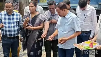 हाजीपुर: रामबालक चौक से यादव चौक होते हुए डाक बंगला रोड तक रबड़ सड़क निर्माण कार्य का शिलान्यास संपन्न