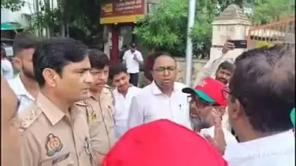 वाराणसी में सपा के कई कार्यकर्ताओं पर दर्ज हुआ केस