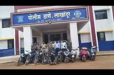 लाखांदूर: सराईत दुचाकी चोरांना दहा दुचाकी सह पकडले, लाखांदूर पोलिसांची कारवाई; सहा लाख 50 हजार रुपयांचा मुद्देमाल जप्त