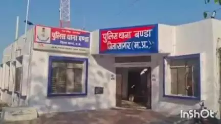 पथरिया: नगर की संजय कॉलोनी में चार पहिया वाहन ने पिता-पुत्र को मारी टक्कर