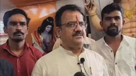 खंडवा नगर: खंडवा में हिंदूवादी नेता अशोक पालीवाल ने मुख्यमंत्री से की एक अनोखी मांग