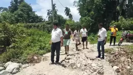 কালচিনি: আছাপাড়া এলাকায় ঝোরাতে ডুবে মৃত্যু হয়েছে এক ব্যক্তির, এলাকা পরিদর্শন করলেন তৃণমূলের কালচিনি ব্লক নেতৃত্বরা