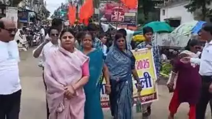 मुलताई: पवित्र नगरी मुलताई में ताप्ती जन्मोत्सव पर स्कूली बच्चों ने दिया नदी संरक्षण का संदेश, की स्वच्छता की अपील