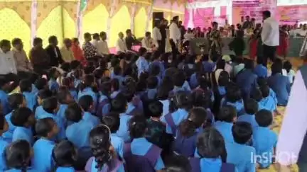 बड़ेराजपुर: ग्राम गम्हरी में विकासखंड स्तरीय शाला प्रवेश उत्सव का आयोजन, सांसद और विधायक रहे शामिल