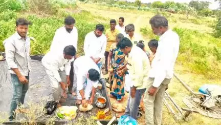 కుప్పం: చందం హరిజనవాడలో స్మశానానికి సిసి రోడ్డు పనులు ప్రారంభం