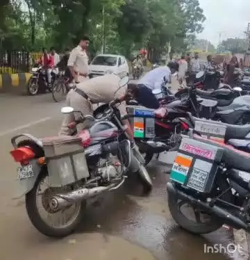 पेटलावद: पेटलावद में यातायात व्यवस्था सुधारने के लिए थाना प्रभारी के निर्देश पर अभियान चलाया गया, कार्रवाई की गई