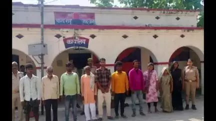 शाहगंज: सरपतहां में पुलिस ने 7 अभियुक्तों को किया गिरफ्तार