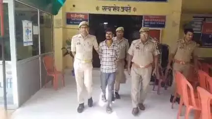 जालौन: जालौन पुलिस ने एक अभियुक्त को किया गिरफ्तार, चोरी की एक मोटरसाइकिल हुई बरामद
