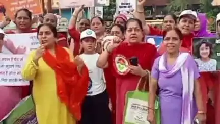रेवाड़ी: रेवाड़ी में विधायक लक्ष्मण सिंह यादव के नेतृत्व में चलाया गया सफाई अभियान