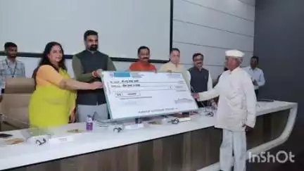 कळंब: पुणे येथे आदिवासी विकास मंत्री तथा आमदार अशोक उईके यांनी घेतला आदिवासी विकास विभागातील योजनांचा आढावा