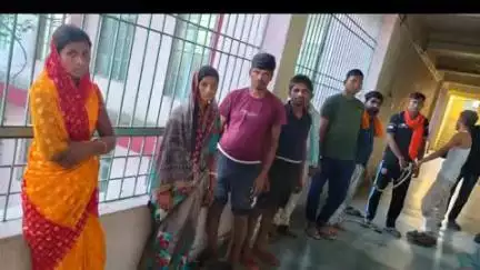 हरनौत: चेरो ओपी थाना पुलिस ने अलग-अलग जगहों से अलग-अलग मामलों में फरार 10 आरोपियों को किया गिरफ्तार