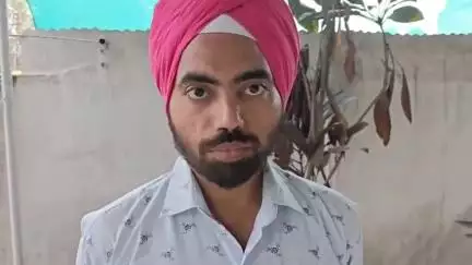 अंबिकापुर: एडिशनल एसपी ने जानकारी दी कि अब जिले की 112 गाड़ियों पर सरकारी हेल्पलाइन नंबर 1800-233-1905 चस्पा किया गया है