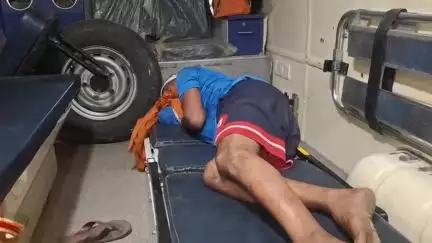 सहदेई बुजुर्ग: मुरौवतपुर वार्ड 9 में आपसी विवाद में एक व्यक्ति मारपीट से गंभीर रूप से जख्मी, सदर रेफर