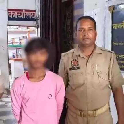 चुनार: चंदौली जनपद से अदलहाट पुलिस ने नाबालिग को भगा ले जाने के आरोपी को गिरफ्तार कर जेल भेजा