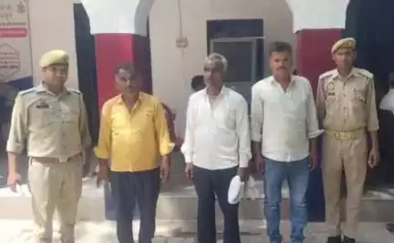 ताखा: ऊसराहार थाना पुलिस ने शांति भंग के आरोप में तीन लोगों को किया गिरफ्तार