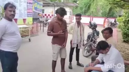 भभुआ: महुव तालाब में स्नान करते समय गहरे पानी में डूबने से 5 वर्षीय बच्चे की हुई मौत, अर्जुन का रो-रो कर बुरा हाल