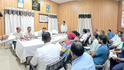 उन्नाव: उन्नाव के पं. दीन दयाल उपाध्याय स्पोर्टस स्टेडियम में जिला खेल विकास प्रोत्साहन समिति की बैठक का हुआ आयोजन
