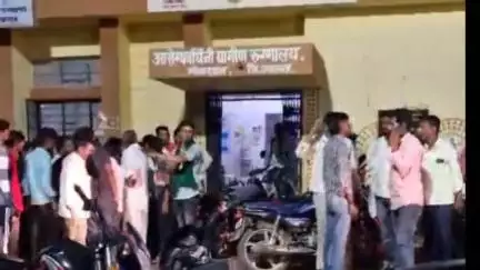 भोकरदन: भोकरदन जाफराबाद रोडवर दोन दुचाकीचा बोरगाव जहागीर फाट्यावर भीषण अपघात,4 जण गंभीर जखमी