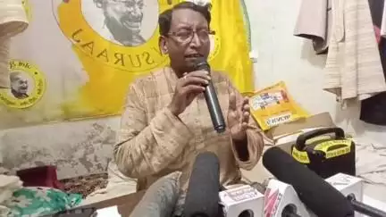 जोगापट्टी: बगही में लौरिया विधानसभा प्रभारी ने की प्रेस कॉन्फ्रेंस, प्रशांत किशोर की जनसभा में शामिल होने की बात कही