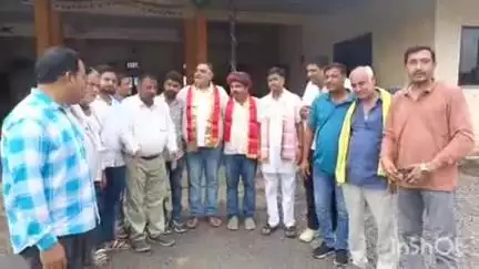 मावली: वाना में प्रदेश कांग्रेस कमेटी सदस्य के नेतृत्व में सेवादल कार्यकारी जिलाध्यक्ष का कार्यकर्ताओं ने किया स्वागत