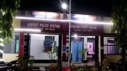 মোহনপুর: তেবারিয়া গ্রামে স্বামীর হাতে নৃশংস খুন গৃহবধূ, পুলিশের হাতে আটক শাশুড়ি ও স্বামী