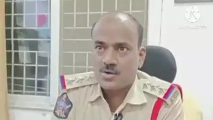 నిత్యం పట్టణంలో ట్రాఫిక్కు అంతరాయం కలిగిస్తున్న 50 మంది వివిధ షాపుల యజమానులు, తోపుడుబండ్ల వ్యాపారులకు జరిమానా