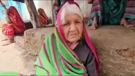 छतरपुर: पठादा गांव में मां को मृत बताकर चार बेटों ने फौती नामांतरण में जमीन बांट ली!