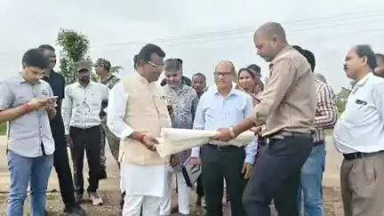 राजिम: ग्राम पंचायत किरवई में नवीन कृषि महाविद्यालय के लिए किया गया स्थल चयन