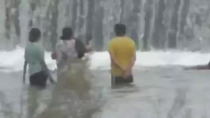 रायगढ़: केलो नदी का जलस्तर उफान पर, पचधारी डैम में लापरवाही से उफान जलस्तर में नहाने का सिलसिला