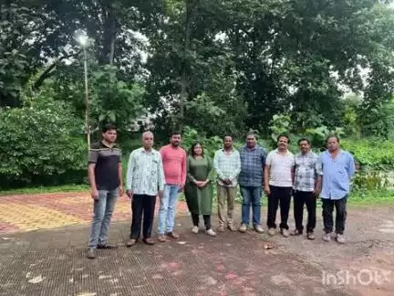 ଫୁଲବାଣୀ ସହର: ସାମ୍ବାଦିକ ମାନଙ୍କ ବିଭିନ୍ନ ସମସ୍ୟା ନେଇ ଏକ ବୈଠକ ଜି ଉଦୟଗିରି ଠାରେ ଅନୁଷ୍ଠିତ ହୋଇଛି