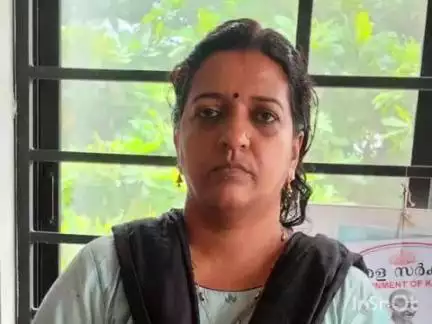 കാർത്തികപ്പള്ളി: ഗൂഗിൾ പേ വഴി കൈക്കൂലി, ഹരിപ്പാട് വില്ലേജ് ഓഫീസർ വിജിലൻസിന്റെ പിടിയിൽ