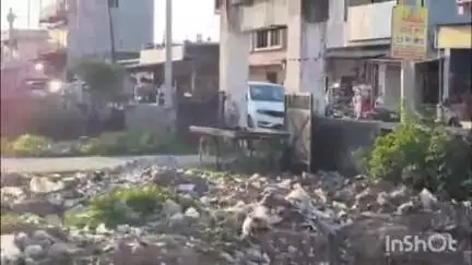 निघासन: तिकुनिया PHC में अव्यवस्थाओं का बोलबाला, बीमार इलाज करवाएं या गंदगी से और बीमार हो जाएं? वीडियो आया सामने