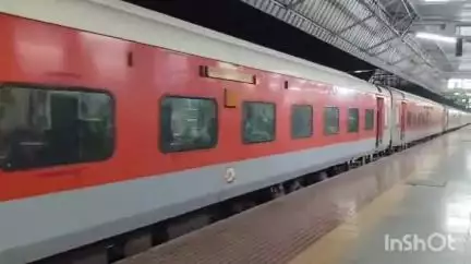 जळगाव: रेल्वे प्रवाशांना लूटणाऱ्या टोळीला भुसावळ रेल्वे पोलिसांनी केली अटक. जळगाव कारागृहामध्ये रवानगी
